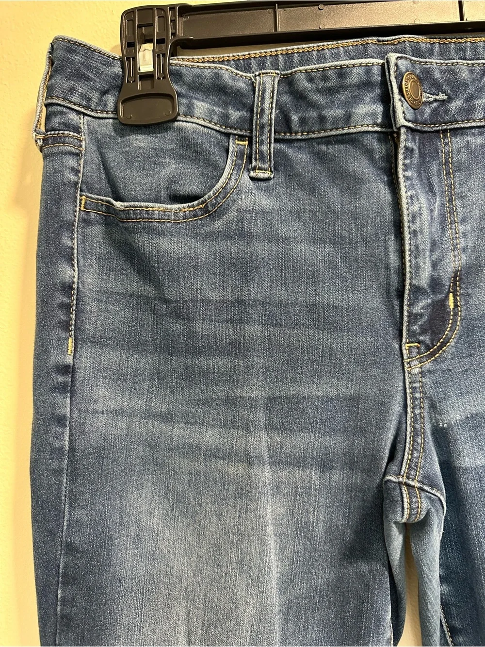 Women’s American Eagle Outfitters Medium Wash Stretch Jeggings